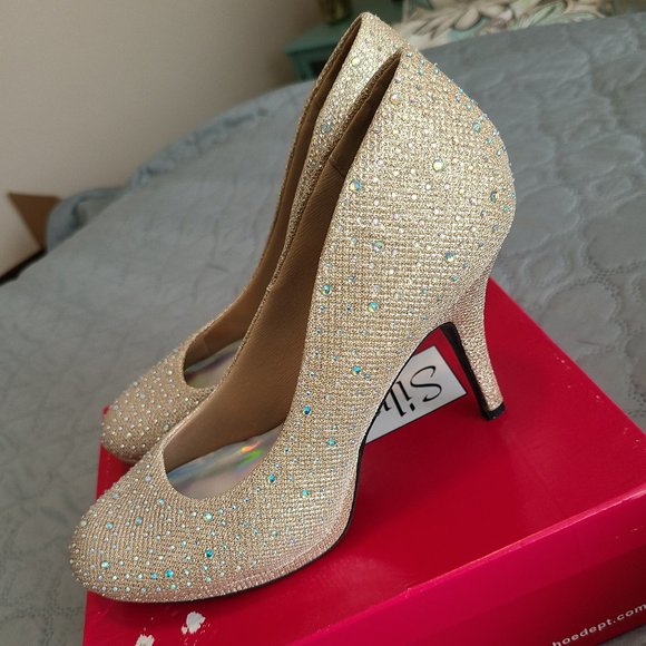 Women's Gold Sequined Heels- worn once - Picture 1 of 6